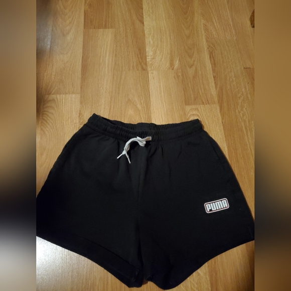PUMA Black Athletic Shorts Size XS - Picture 1 of 8